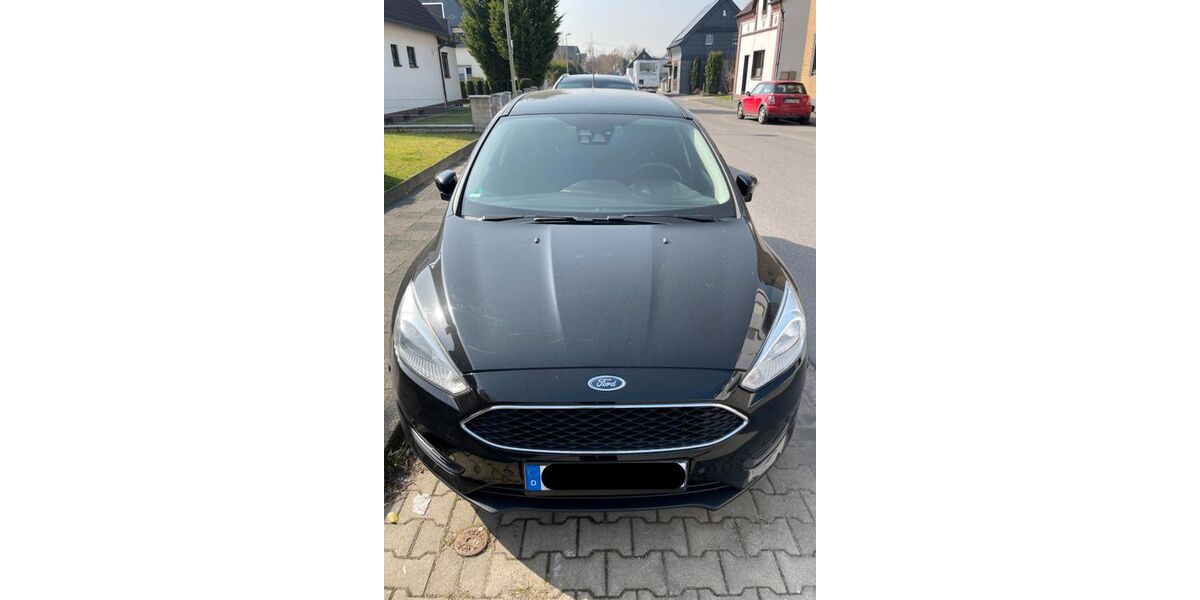Ford Focus 143.100 km 8.800 &euro; Langenfeld 40764