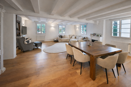 Haus Mettmann - 7 Zimmer, 270 m&sup2;, 725.000&euro; | Angebot:24680177