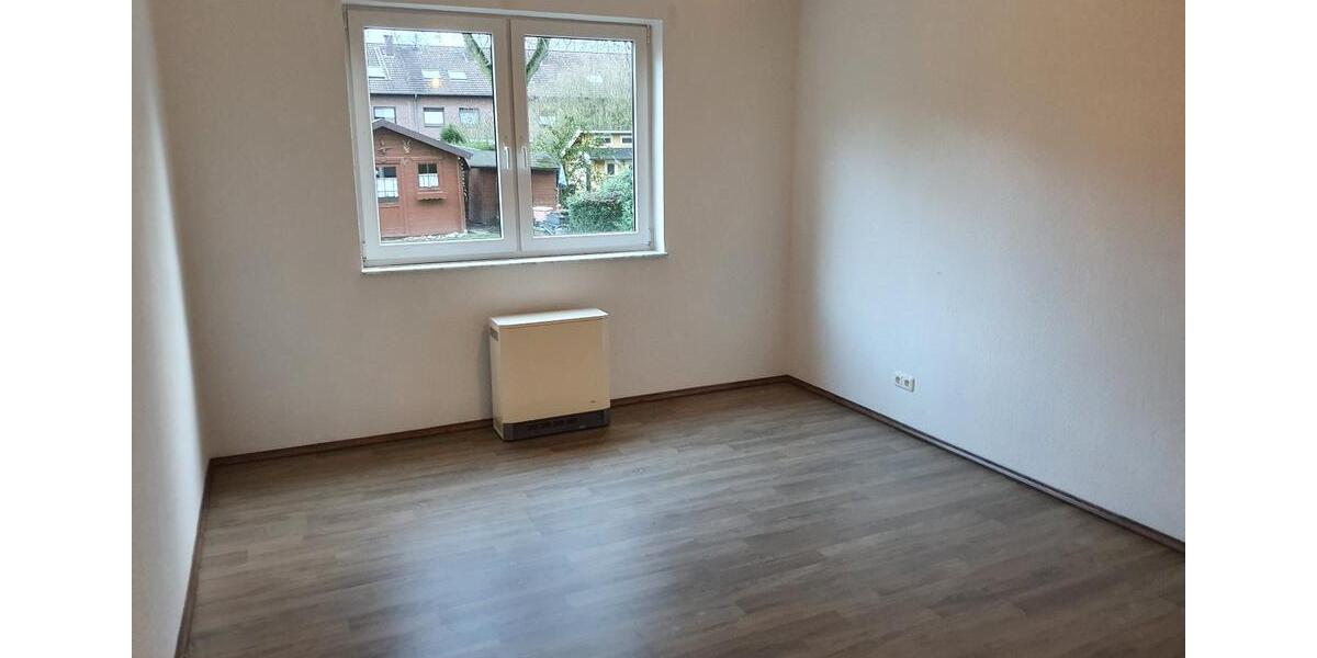 Erdgeschoßwohnung Gelsenkirchen Gelsenkirchen-Mitte - 2 Zimmer, 55 m&sup2;, 415&euro; | Angebot:26585321