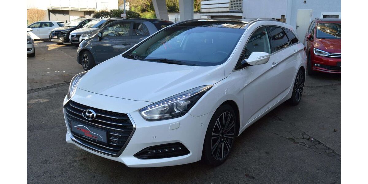 Hyundai i40 133.000 km 8.250 &euro; Mülheim an der Ruhr 45473