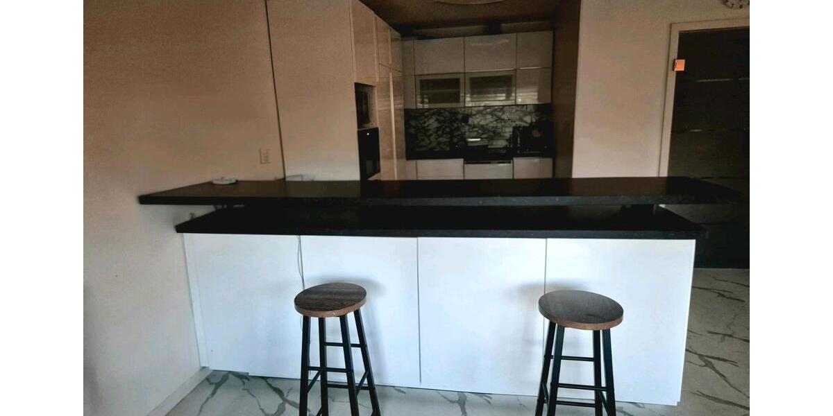 Etagenwohnung Solingen Wald - 6.5 Zimmer, 145 m&sup2;, 310.000&euro; | Angebot:24840857