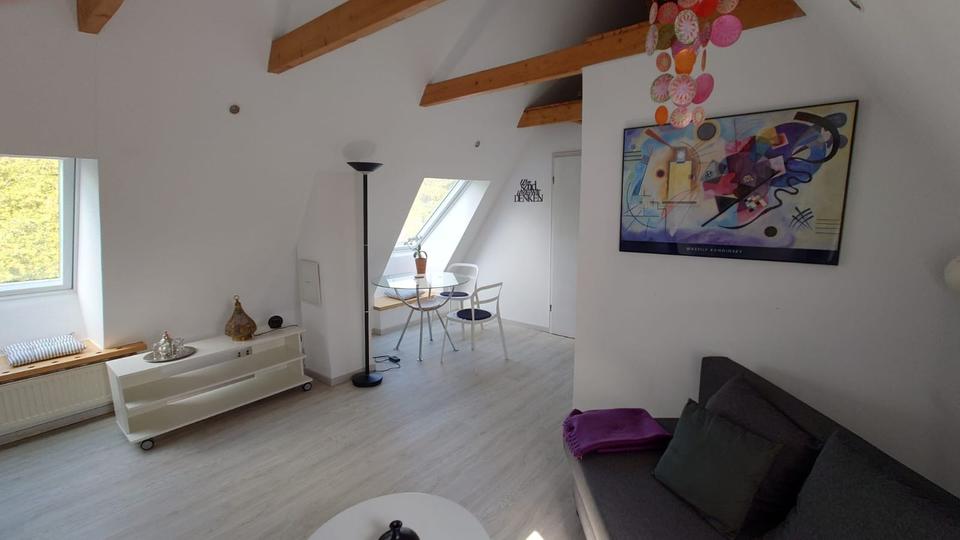 Dachgeschoßwohnung Witten - 1 Zimmer, 39 m&sup2;, 700&euro; | Angebot:25796062