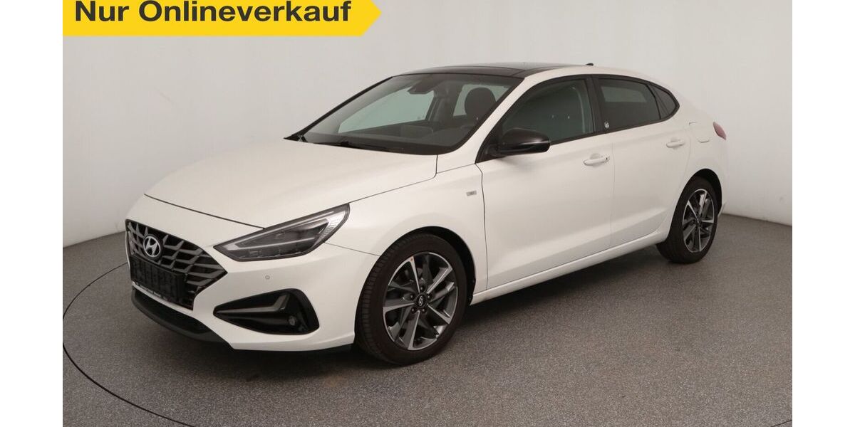 Hyundai i30 50.060 km 18.760 &euro; Düsseldorf 40599