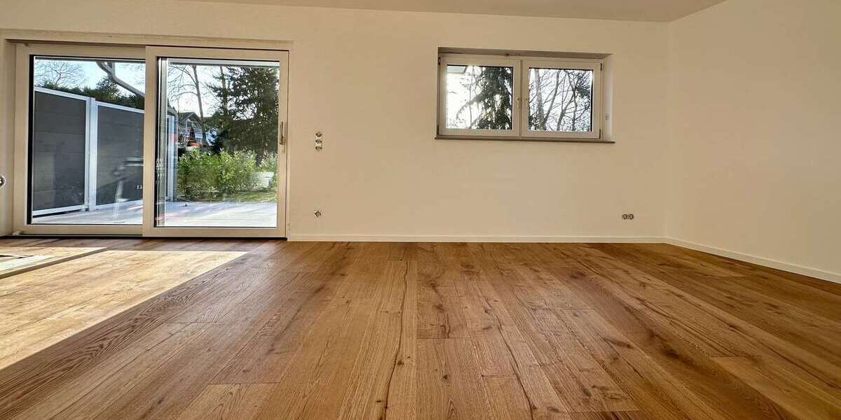 Etagenwohnung Düsseldorf Reisholz - 3 Zimmer, 108 m&sup2;, 1.670&euro; | Angebot:27087473
