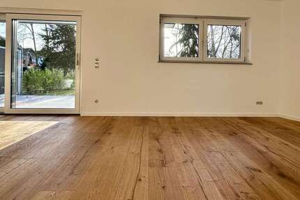 Wohnung Düsseldorf Reisholz - 3 Zimmer, 108 m&sup2;, 1.670&euro; | Angebot:27087473