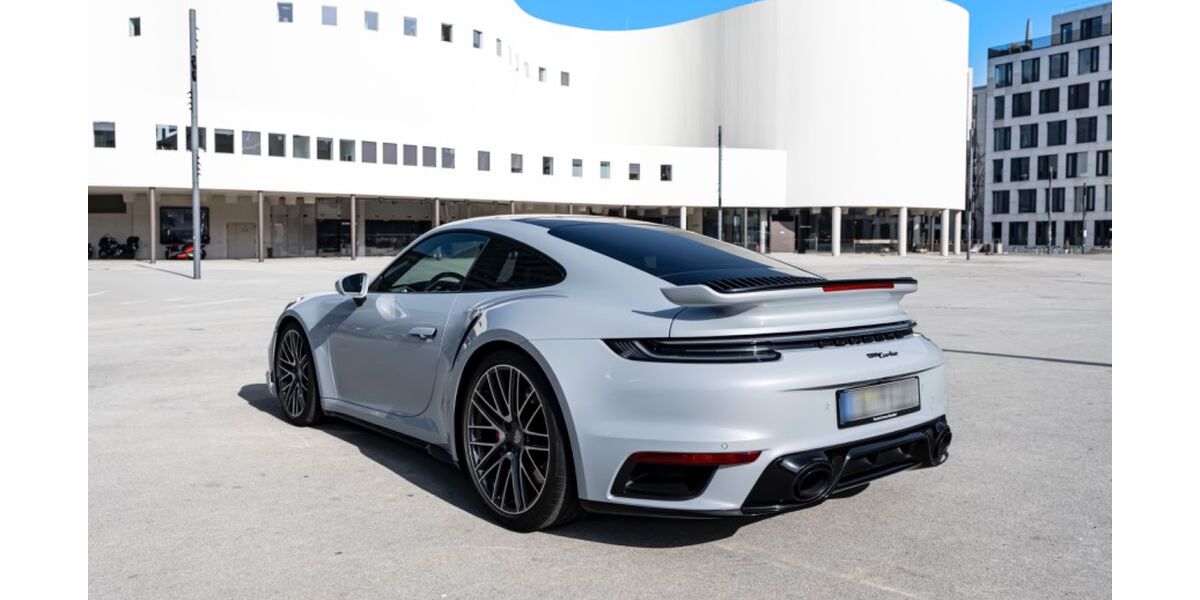 Porsche 992 19.250 km 219.999 &euro; Düsseldorf 40212
