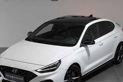 Hyundai i30 12.150 km 35.990 &euro; Remscheid 42855