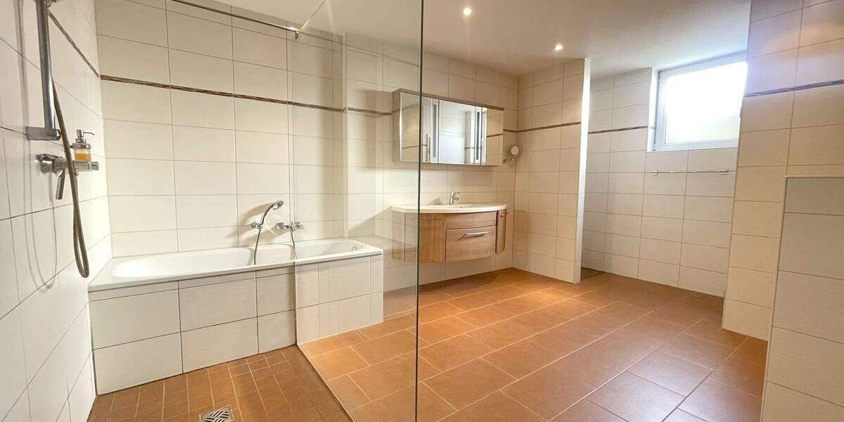 Doppelhaushälfte Odenthal Blecher - 5 Zimmer, 121 m&sup2;, 390.000&euro; | Angebot:25664963