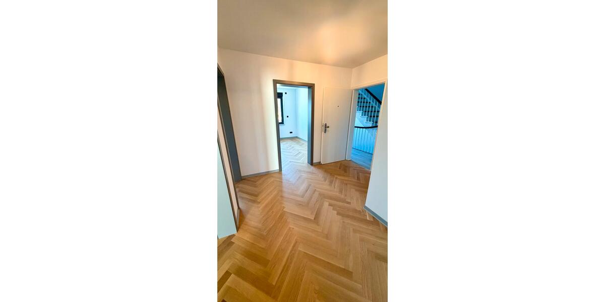 Etagenwohnung Düsseldorf Pempelfort - 3 Zimmer, 87 m&sup2;, 1.950&euro; | Angebot:25961208