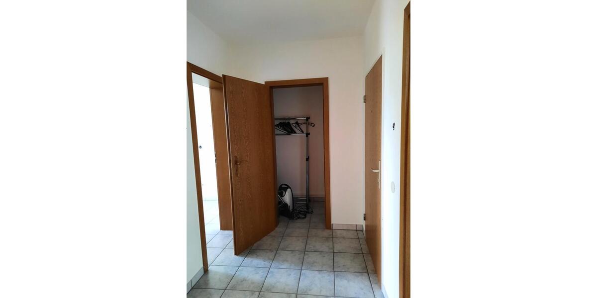 Erdgeschoßwohnung Solingen Ohligs - 2 Zimmer, 53 m&sup2;, 530&euro; | Angebot:26577546