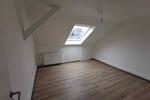 Dachgeschoßwohnung Wuppertal Gemarkung Barmen - 6 Zimmer, 120 m&sup2;, 900&euro; | Angebot:25283149