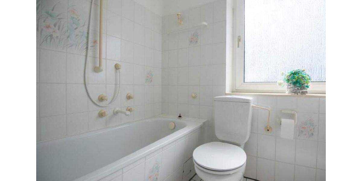 Etagenwohnung Essen Stadtbezirk VI - 3.5 Zimmer, 79 m&sup2;, 1.160&euro; | Angebot:25658380