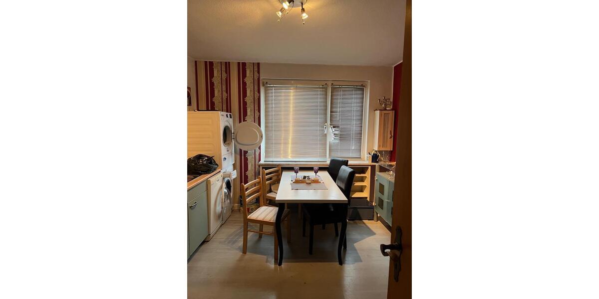 Etagenwohnung Gelsenkirchen Gelsenkirchen-Mitte - 3 Zimmer, 82 m&sup2;, 650&euro; | Angebot:25926371