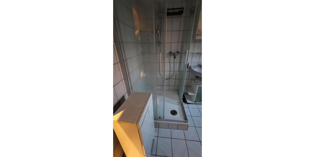Dachgeschoßwohnung Bochum Günnigfeld - 1 Zimmer, 42 m&sup2;, 400&euro; | Angebot:26626177