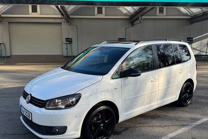VW Touran 150.000 km 7.999 &euro; Wuppertal 42289