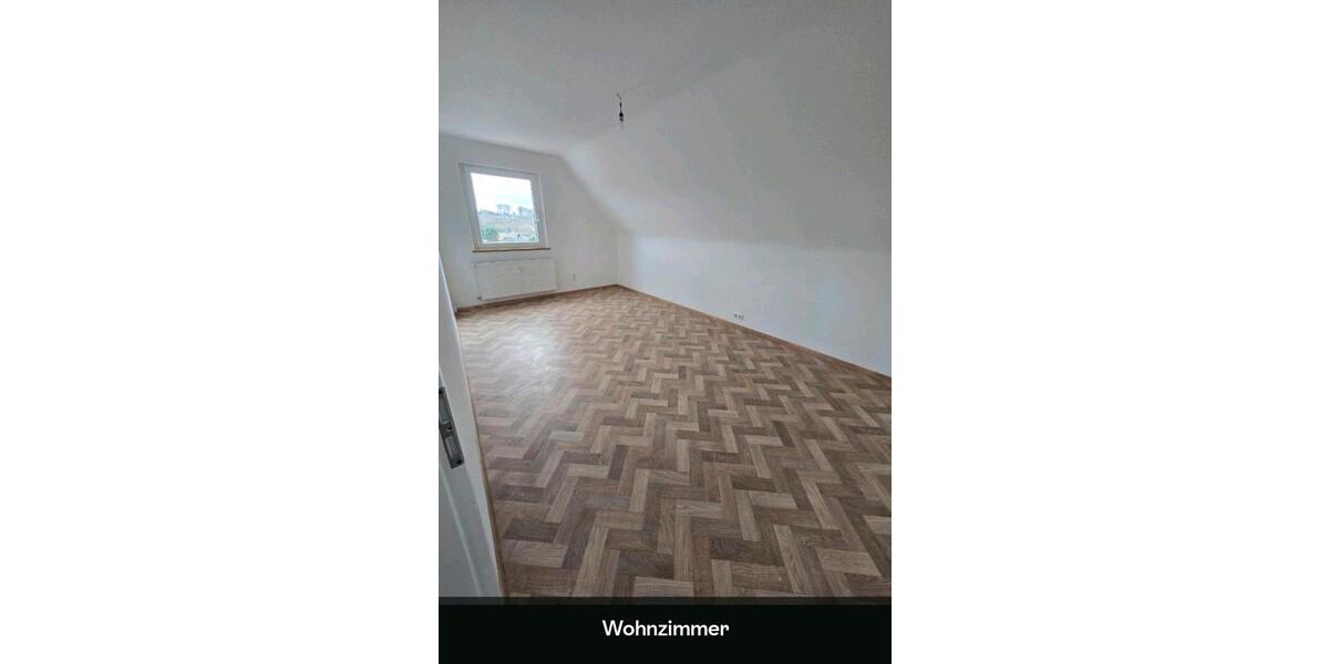 Dachgeschoßwohnung Velbert Velbert-Mitte - 3.5 Zimmer, 70 m&sup2;, 850&euro; | Angebot:26577484