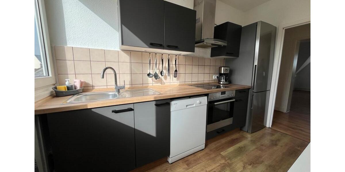 Etagenwohnung Wuppertal Gemarkung Vohwinkel - 4 Zimmer, 90 m&sup2;, 80&euro; | Angebot:24649180