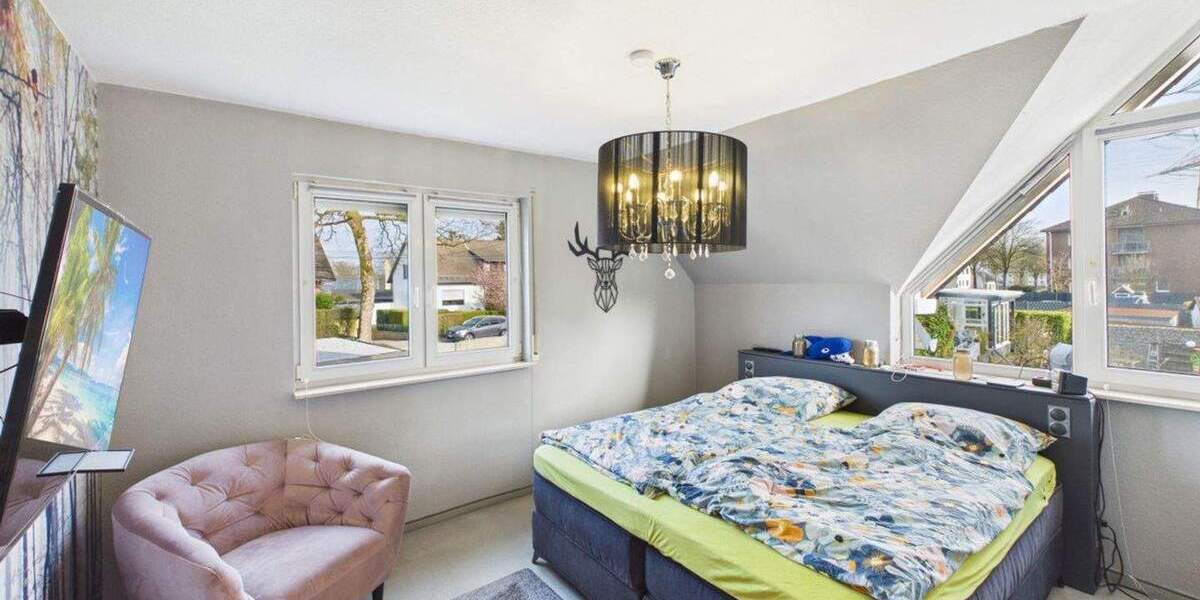 Doppelhaushälfte Solingen Burg - 6 Zimmer, 125 m&sup2;, 475.000&euro; | Angebot:25800879