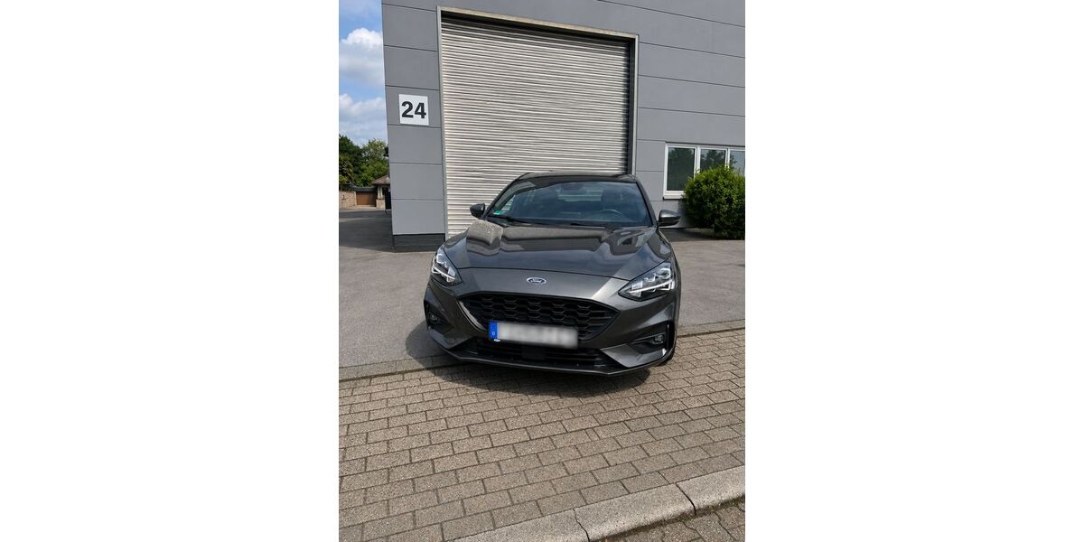 Ford Focus 86.300 km 19.500 &euro; Langenfeld 40764