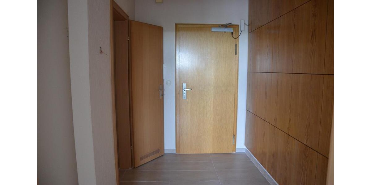 Etagenwohnung Remscheid Remscheid-Süd - 2 Zimmer, 72 m&sup2;, 570&euro; | Angebot:25900244