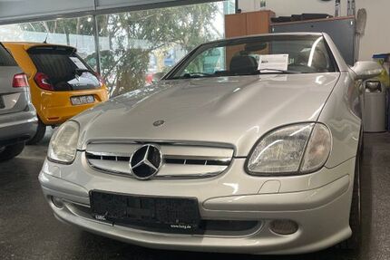 Mercedes-Benz SLK 200 142.000 km 7.950 &euro; Bochum 44866