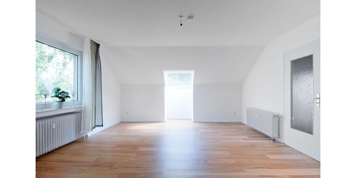 Dachgeschoßwohnung Solingen Höhscheid - 1 Zimmer, 39 m&sup2;, 530&euro; | Angebot:26606043