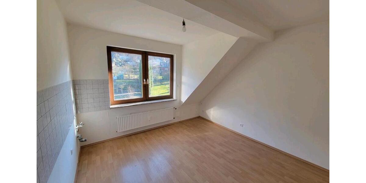 Dachgeschoßwohnung Hagen Hagen-Mitte - 3 Zimmer, 64 m&sup2;, 585&euro; | Angebot:25551496