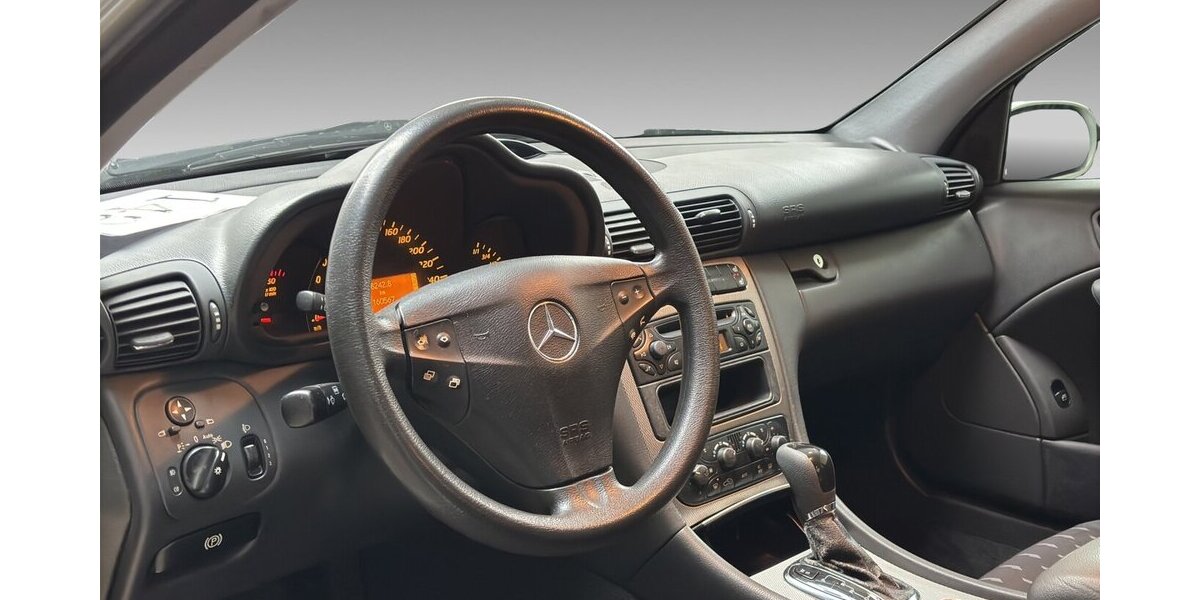 Mercedes-Benz C 220 CDI Pano SHZ Autom Klima 160.567 km 1.600 &euro; Wuppertal 42327