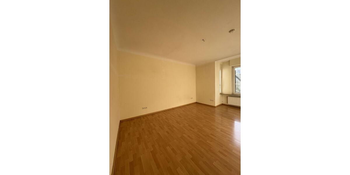 Maisonettenwohnung Wuppertal Unterbarmen - 4 Zimmer, 117 m&sup2;, 1.050&euro; | Angebot:26497268