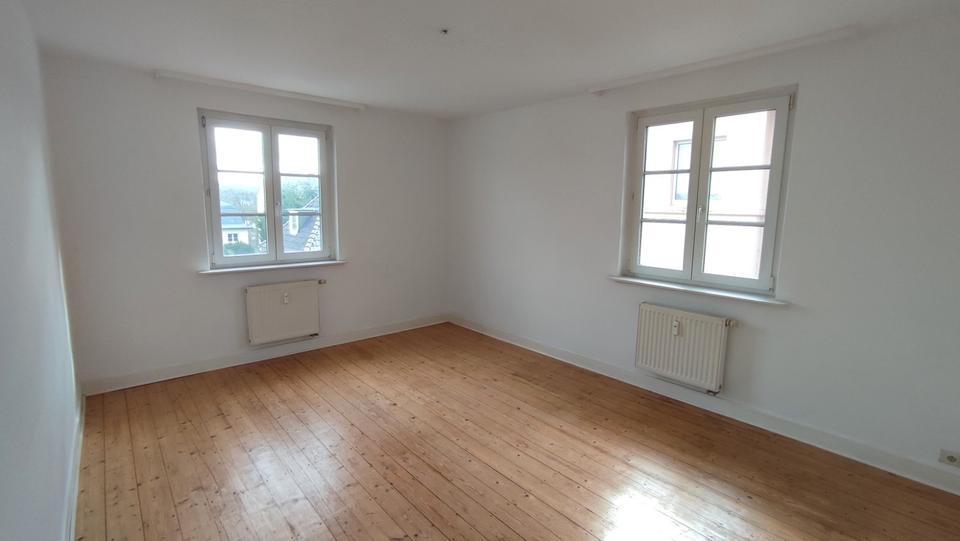 Etagenwohnung Wuppertal Gemarkung Elberfeld - 2 Zimmer, 63 m&sup2;, 500&euro; | Angebot:26476727
