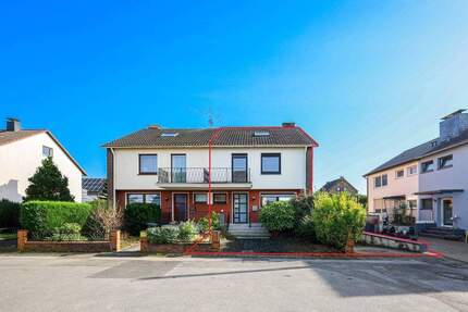 Haus Langenfeld / Reusrath Reusrath - 6 Zimmer, 121 m&sup2;, 450.000&euro; | Angebot:25689674