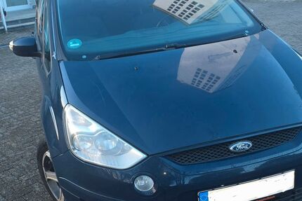 Ford S-Max 186.400 km 3.500 &euro; Remscheid 42859