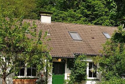 Haus Solingen Burg - 2.5 Zimmer, 100 m&sup2;, 1.800&euro; | Angebot:26568103