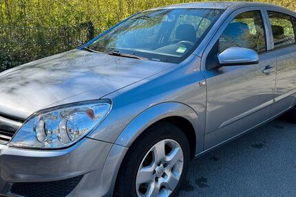 Opel Astra 75.200 km 4.800 &euro; Wuppertal 42109