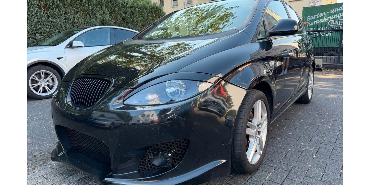 Seat Altea 233.000 km 1.999 &euro; Solingen 42659