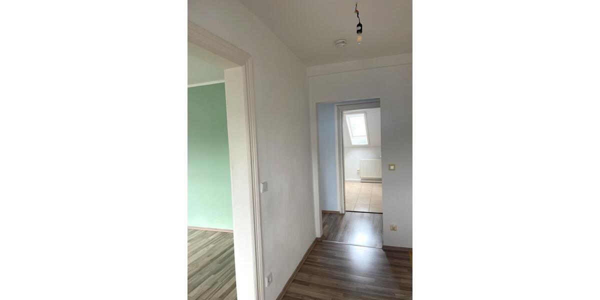 Dachgeschoßwohnung Mülheim an der Ruhr Menden-Holthausen - 2.5 Zimmer, 60 m&sup2;, 510&euro; | Angebot:25999447