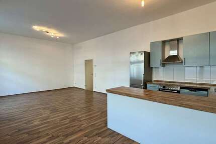Wohnung Düsseldorf Stadtbezirk 6 - 3 Zimmer, 102 m&sup2;, 1.350&euro; | Angebot:26102509