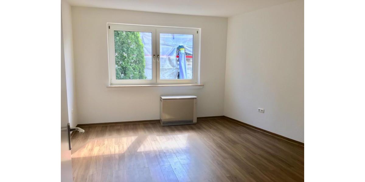 Etagenwohnung Wuppertal Gemarkung Langerfeld - 2 Zimmer, 64 m&sup2;, 470&euro; | Angebot:25397295