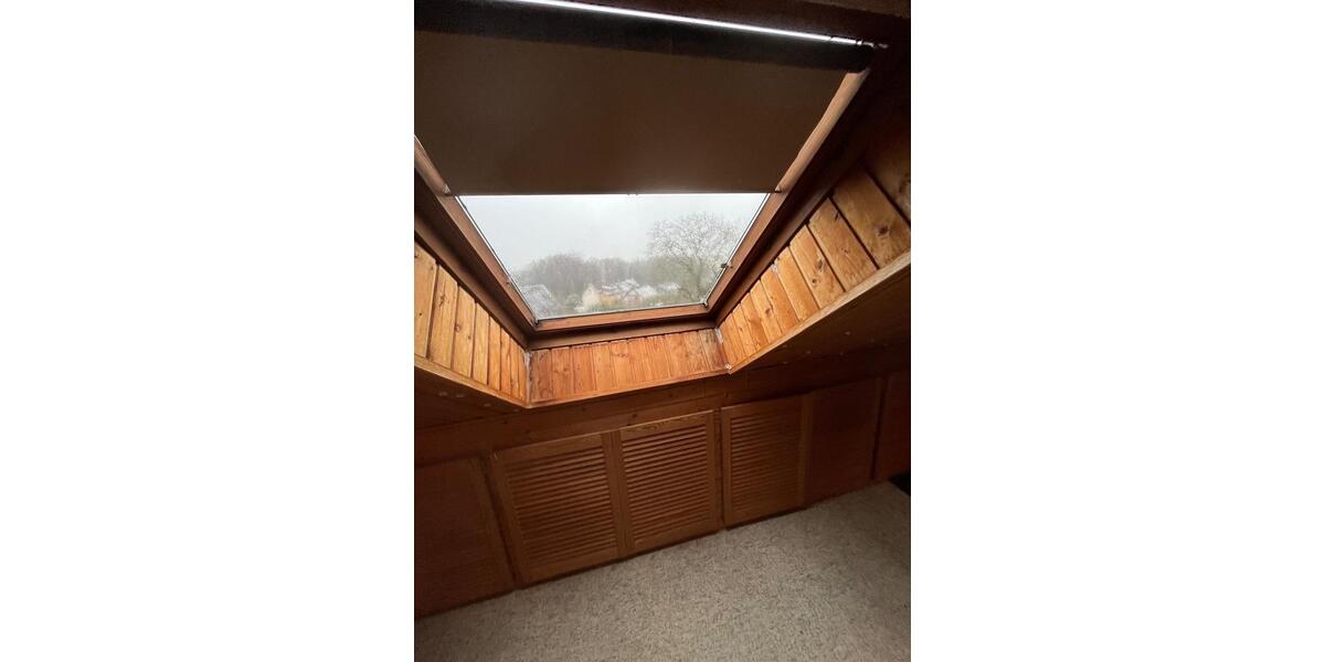 Etagenwohnung Burscheid - 2 Zimmer, 90 m&sup2;, 780&euro; | Angebot:25294112