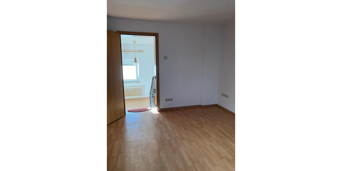 Erdgeschoßwohnung Kürten - 3 Zimmer, 54 m&sup2;, 605&euro; | Angebot:25396070