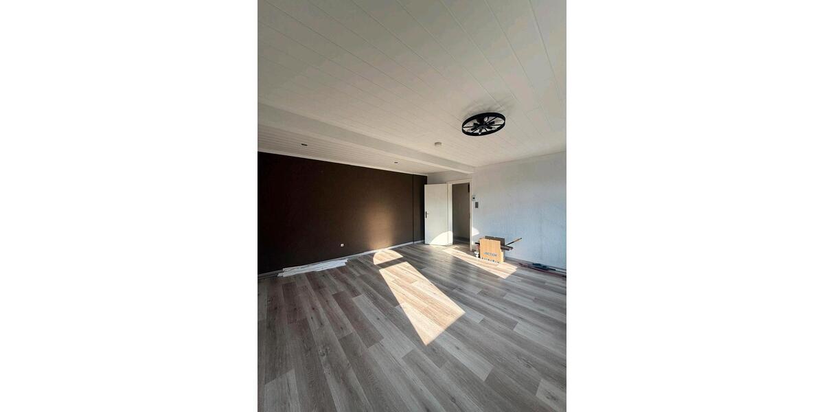Dachgeschoßwohnung Witten Heven - 3 Zimmer, 70 m&sup2;, 630&euro; | Angebot:26532757
