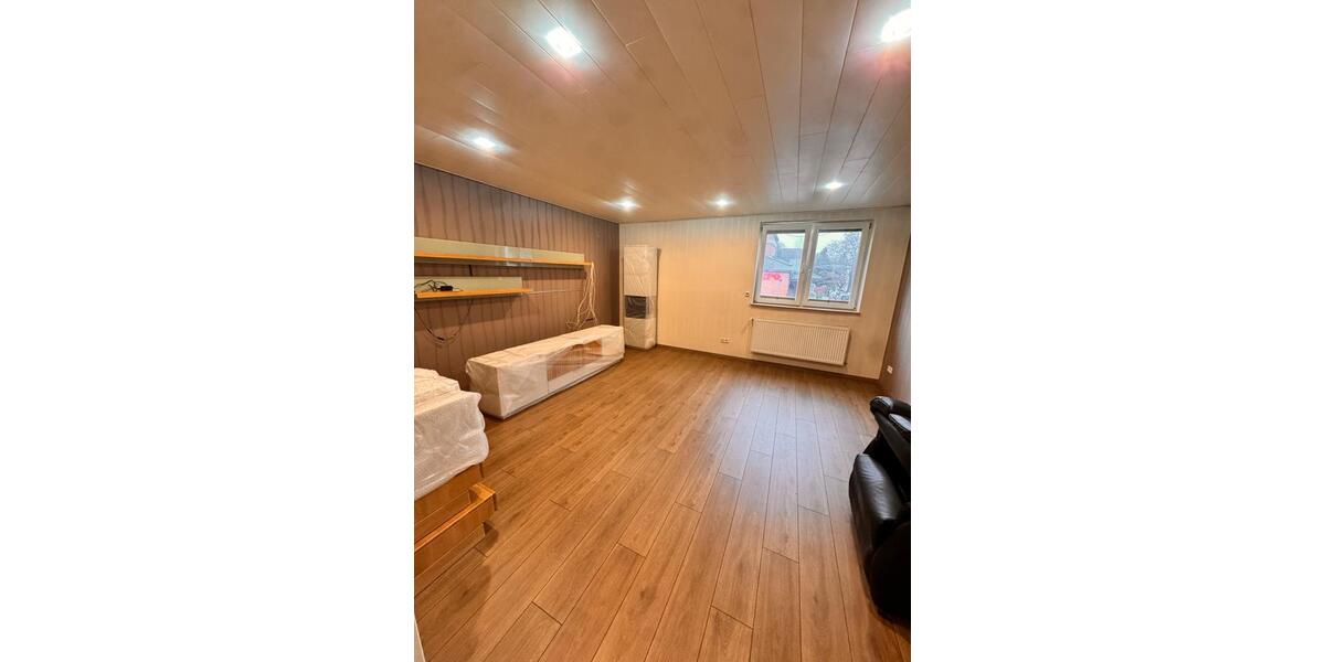 Erdgeschoßwohnung Gelsenkirchen Gelsenkirchen-Mitte - 2 Zimmer, 68 m&sup2;, 650&euro; | Angebot:26023974