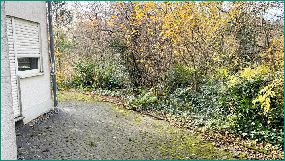 EINFAMILIENHAUS MIT EINLIEGERWOHNUNG UND GARAGE IN SCHÖNER WOHNLAGE VON RADEVORMWALD - Einfamilienhaus Radevormwald | Angebot:26560835