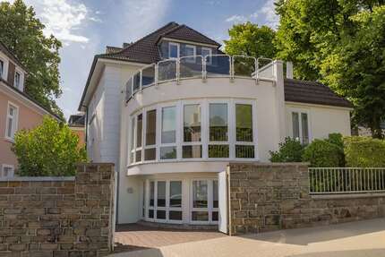 Haus Remscheid - 12 Zimmer, 329 m&sup2;, 849.000&euro; | Angebot:23868436