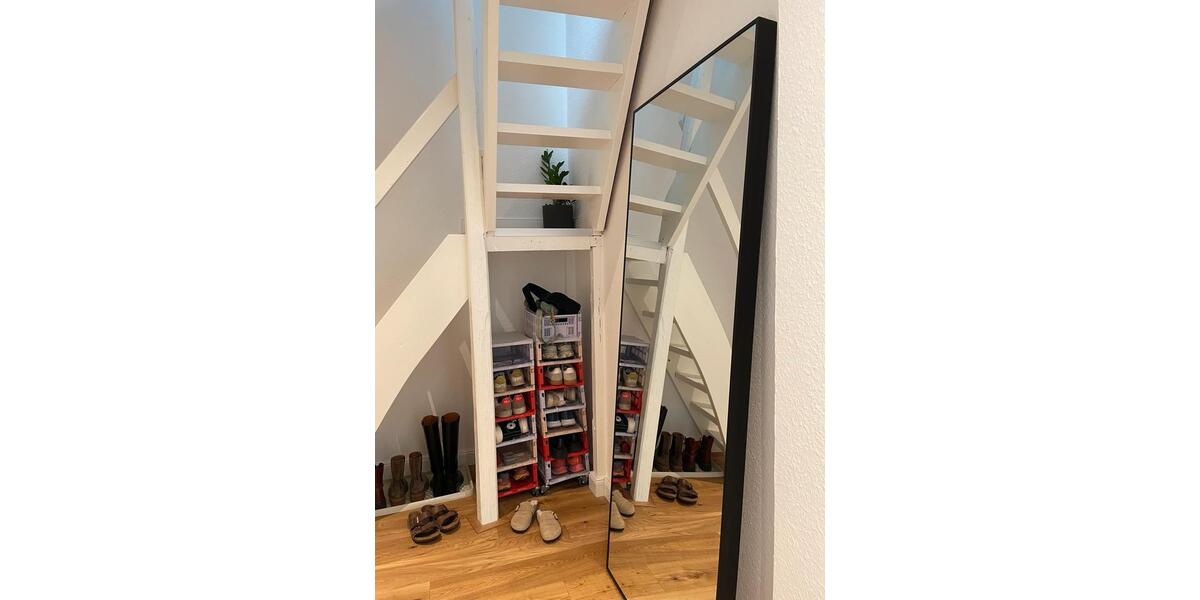 Dachgeschoßwohnung Ratingen Homberg - 3 Zimmer, 100 m&sup2;, 1.430&euro; | Angebot:26552489