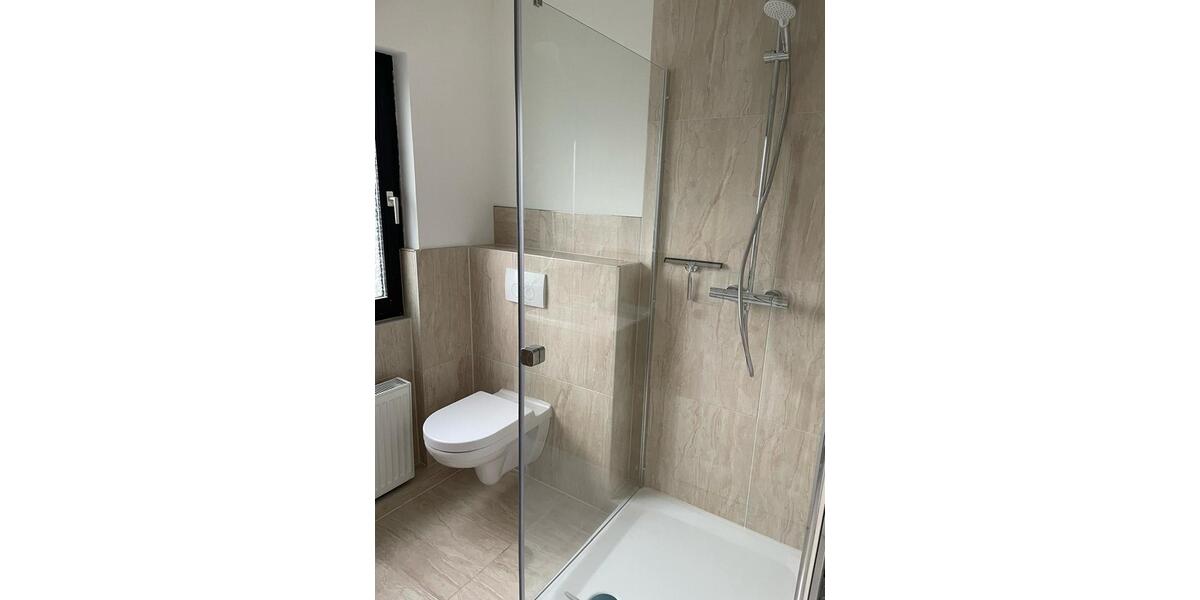 Reihenhaus Wuppertal Gemarkung Elberfeld - 5 Zimmer, 165 m&sup2;, 1.800&euro; | Angebot:25975942