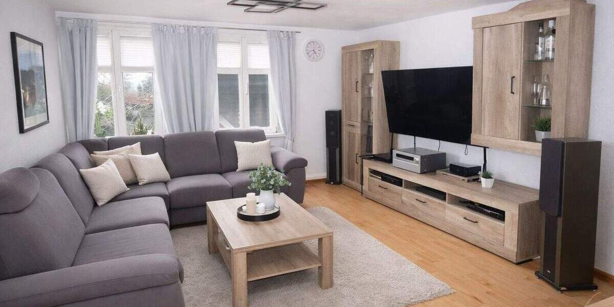 Mehrfamilienhaus, Wohnhaus Solingen Wald - 8 Zimmer, 140 m&sup2;, 299.000&euro; | Angebot:25836206