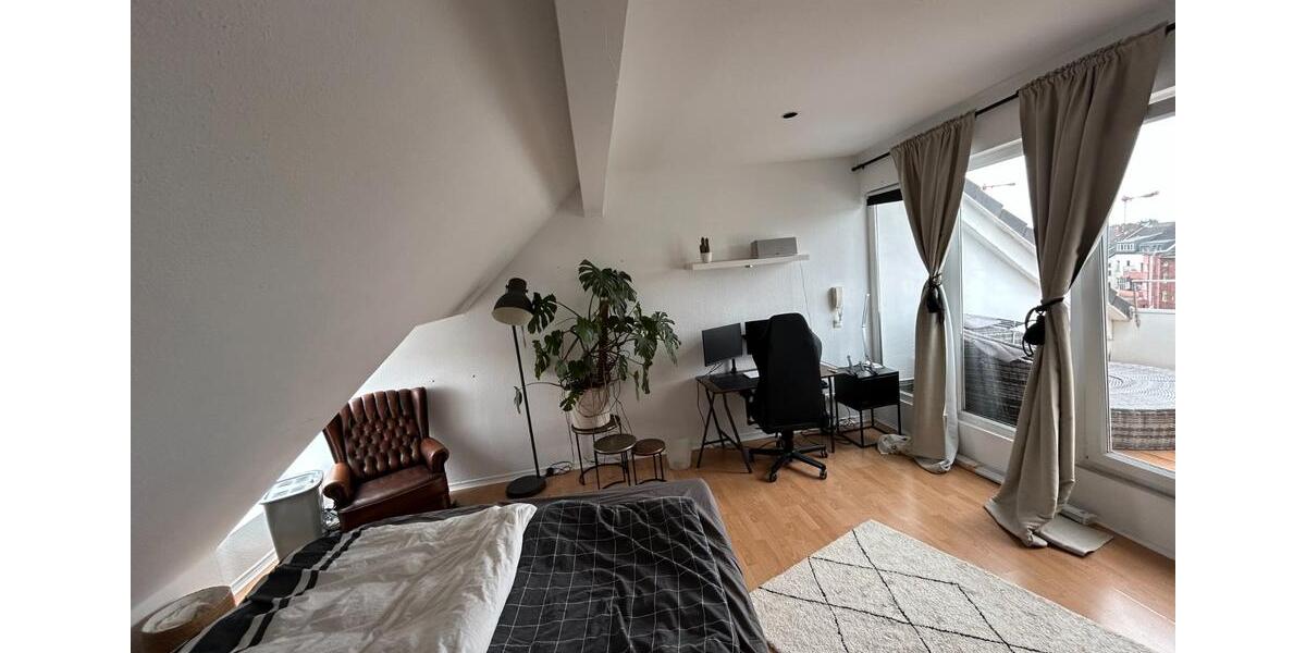 Maisonettenwohnung Düsseldorf Oberbilk - 2 Zimmer, 75 m&sup2;, 1.090&euro; | Angebot:26560373