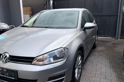 VW Golf 198.854 km 7.500 &euro; Mülheim an der Ruhr 45468