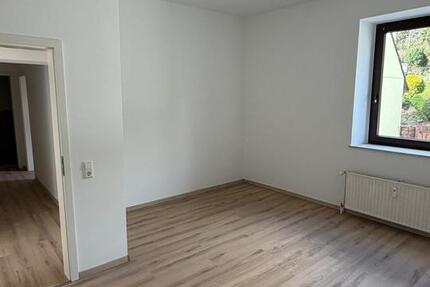 Wohnung Hattingen Niederbonsfeld - 2 Zimmer, 60 m&sup2;, 580&euro; | Angebot:26483888